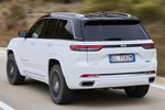 Jeep Grand Cherokee 4xe Summit Reserve Todo terreno Blanco Brillante con Techo Negro Exterior Lateral-Posterior 5 puertas