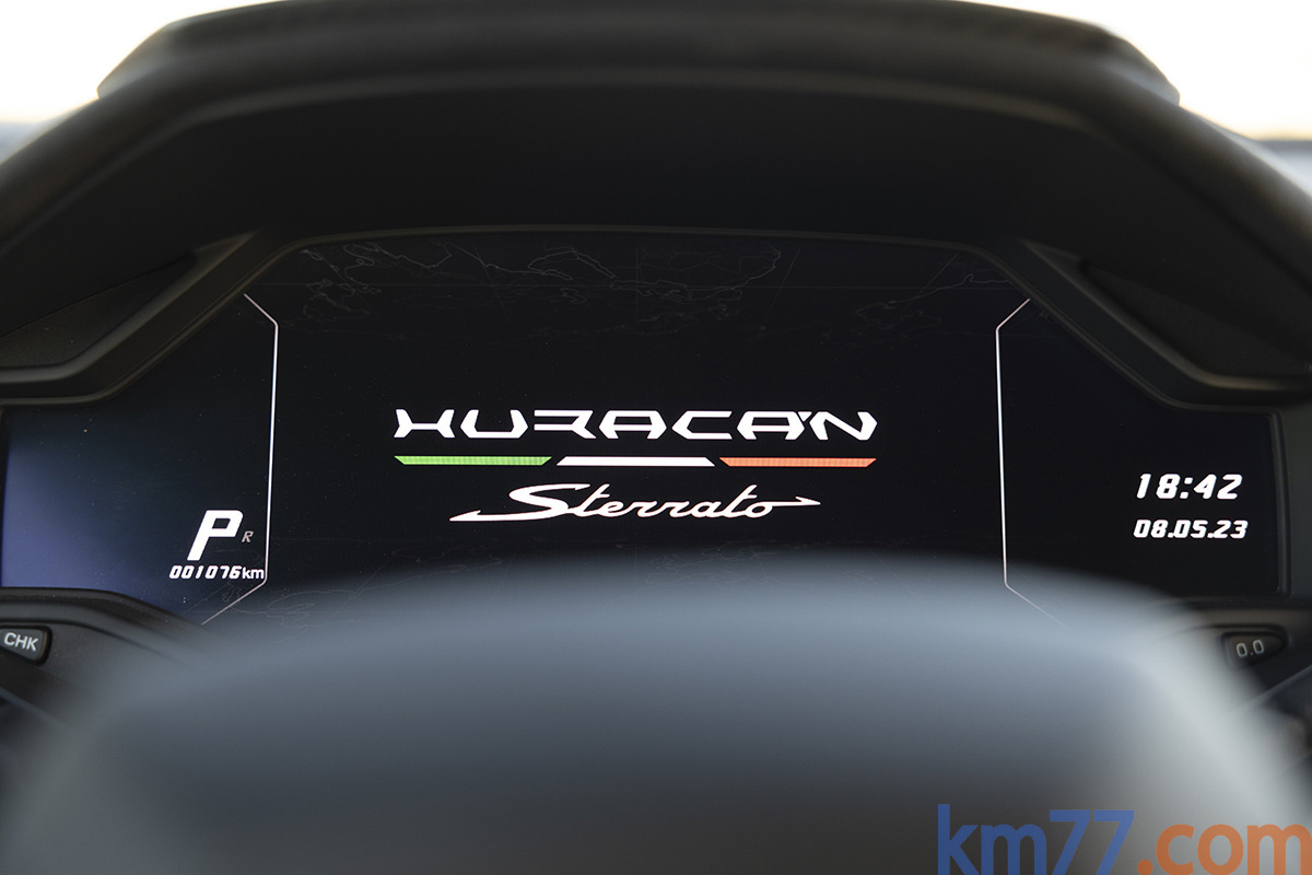 Lamborghini Hurac&Atilde;&iexcl;n Sterrato Sterrato con asientos Nero Ade Coup&eacute; Interior Salpicadero 2 puertas