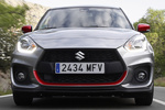 Suzuki Swift 1.4 BOOSTERJET Sport "20 aniversario" Turismo Plata Premium Metalizado con Techo Negro Exterior Frontal 5 puertas