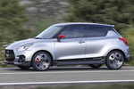 Suzuki Swift 1.4 BOOSTERJET Sport "20 aniversario" Turismo Plata Premium Metalizado con Techo Negro Exterior Lateral 5 puertas