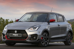 Suzuki Swift 1.4 BOOSTERJET Sport "20 aniversario" Turismo Plata Premium Metalizado con Techo Negro Exterior Frontal-Lateral 5 puertas