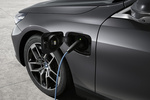 BMW Serie 5 530e Plug-In Hybrid 530e Plug-In Hybrid Turismo Sophistograu Metalizado Exterior Toma de recarga 4 puertas