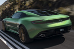 Aston Martin DB12 4.0 V8 680 CV DB12 Coup&eacute; Iridescent Emerald Exterior Lateral-Posterior 2 puertas