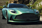 Aston Martin DB12 4.0 V8 680 CV DB12 Coup&eacute; Iridescent Emerald Exterior Lateral-Frontal 2 puertas