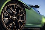 Aston Martin DB12 4.0 V8 680 CV DB12 Coup&eacute; Iridescent Emerald Exterior Llanta 2 puertas
