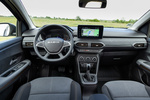 Dacia Jogger Hybrid 140 Extreme Hybrid 7 plazas Turismo familiar Interior Salpicadero 5 puertas