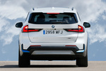 BMW iX1 xDrive30 xLine Todo terreno Mineralweiss metalizado Exterior Posterior 5 puertas