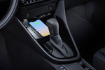 Toyota Yaris Hybrid 130 Premiere Edition Turismo Interior Palanca de Cambios 5 puertas