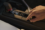 Toyota C-HR 200PH GR Sport Premiere Edition PHEV Todo terreno Interior Consola Central 5 puertas