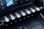 Peugeot 508 Plug-in Hybrid e-EAT8 GT Turismo Interior Mandos salpicadero 5 puertas