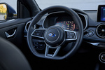 Seres 3 Gama 3 Luxury Todo terreno Interior Volante 5 puertas