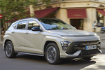 Hyundai Kona H&iacute;brido 1.6 GDi 104 kW (141 CV) DCT N Line Hybrid Todo terreno Cyber Gray Exterior Lateral-Frontal 5 puertas