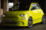 Abarth 500 Scorpionissima 500e Scorpionissima Turismo Exterior Frontal-Lateral 3 puertas
