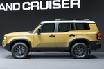 Toyota Land Cruiser 250 First Edition 250 First Edition Todo terreno Amarillo Tottori con Techo Gris Claro Exterior Lateral 5 puertas