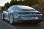Porsche 911 S/T con Paquete Heritage Design S/T con Paquete Heritage Design Coup&eacute; Exterior Lateral-Frontal 2 puertas