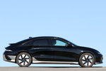 Hyundai IONIQ 6 168 kW (228 CV) 77 kWh RWD Star Turismo Abyss Black Exterior Lateral 4 puertas