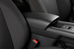 Hyundai IONIQ 6 168 kW (228 CV) 77 kWh RWD Star Turismo Interior Reposabrazos 4 puertas