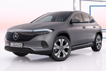 Mercedes-Benz EQA 250+ Gama EQA Todo terreno Gris monta&ntilde;a magno Exterior Frontal-Lateral 5 puertas