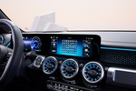 Mercedes-Benz EQB 350 4MATIC AMG Line Todo terreno Interior Salpicadero 5 puertas