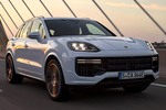 Porsche Cayenne Turbo E-Hybrid Turbo E-Hybrid Todo terreno Blanco Carrara Metalizado Exterior Lateral-Frontal 5 puertas