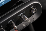 MINI MINI Cooper SE el&eacute;ctrico Cooper SE Favoured Turismo Interior Mandos salpicadero 3 puertas