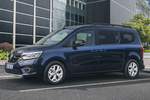 Renault Kangoo Gama Grand Kangoo E-TECH Gama Grand Kangoo E-TECH Veh&iacute;culo comercial Exterior Frontal-Lateral 5 puertas