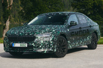 Skoda Superb Camuflado Camuflado Turismo Exterior Frontal-Lateral 5 puertas