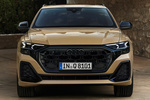 Audi Q8 Gama Q8 Black line Todo terreno Sakhir Gold Metallic Exterior Frontal 5 puertas
