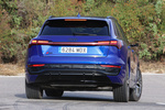 Audi Q8 55 e-tron quattro e-tron S line con Paquete Black  Todo terreno Azul Ultra Metalizado Exterior Posterior-Lateral 5 puertas