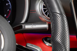 Mercedes-Benz SL AMG 63 4MATIC+ AMG 63 con asientos AMG Performance en cuero napa Rojo Descapotable Interior Palanca de Cambios 2 puertas
