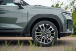 SsangYong Torres G15T 4x2 AT Life Todo terreno Forest Green Exterior Llanta 5 puertas
