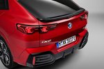 BMW iX2 xDrive30 M Sport xDrive30 Todo terreno Fire Red Metallic Exterior Posterior 5 puertas