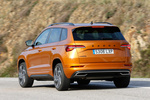 Skoda Karoq 1.5 TSI 110 kW (150 CV) DSG Sportline Todo terreno Naranja Phoenix Exterior Lateral-Posterior 5 puertas