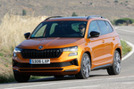 Skoda Karoq 1.5 TSI 110 kW (150 CV) DSG Sportline Todo terreno Naranja Phoenix Exterior Frontal-Lateral 5 puertas
