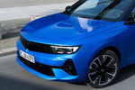 Opel Astra Electric 115 kW (156 CV) 54 kWh GS Electric Turismo Kobalt Blue Exterior Frontal 5 puertas