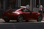 Mazda MX-5 RF Gama 2024 RF Gama 2024 Descapotable Soul Red Crystal Exterior Posterior-Lateral 2 puertas