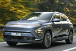 Hyundai Kona Gama Kona Electric Flexx Electric Todo terreno Meta Blue Exterior Frontal-Lateral 5 puertas