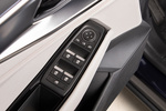 Renault Espace E-Tech full hybrid 146 kW (200 CV) 7 plazas iconic 7 plazas Todo terreno Interior Mandos puerta 5 puertas