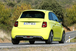 Abarth 500 500e 500e Scorpionissima Turismo Verde Acido Exterior Posterior-Lateral 3 puertas