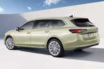 Skoda Superb Gama Superb Combi Selection con Paq. Cromo Combi Turismo familiar Beige Ice Tea Metalizado Exterior Lateral-Posterior 5 puertas