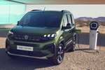 Peugeot Rifter Gama e-Rifter Gama e-Rifter Veh&iacute;culo comercial Sirkka Green Exterior Toma de recarga 5 puertas