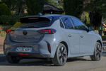 Opel Corsa Electric 115 kW (156 CV) bater&iacute;a 54 kWh GS Electric  Turismo Grafik Grey Exterior Posterior-Lateral 5 puertas
