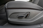 BYD Dolphin Gama Dolphin Design con interior Black + Grey Turismo Interior Mandos regulaci&oacute;n asientos 5 puertas