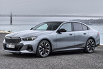 BMW i5 M60 xDrive M60 xDrive Turismo Frozen Pure Grey Exterior Frontal-Lateral 4 puertas