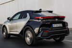 Toyota C-HR 200H AWD-i GR Sport Premiere Edition Todo terreno Bi-tono plateado Precious y techo negro Exterior Lateral-Posterior 5 puertas
