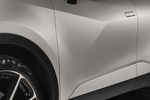 Toyota C-HR 200H AWD-i GR Sport Premiere Edition Todo terreno Bi-tono plateado Precious y techo negro Exterior Detalle 5 puertas