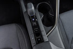 Toyota C-HR 140H Advance Todo terreno Interior Consola Central 5 puertas