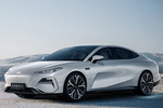 Geely Galaxy E8 Galaxy E8 Galaxy E8 Turismo Exterior Frontal-Lateral 4 puertas