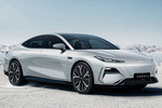 Geely Galaxy E8 Galaxy E8 Galaxy E8 Turismo Exterior Lateral-Frontal 4 puertas