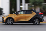 Toyota C-HR 200H Premiere Edition Todo terreno Bitono Sulfur Exterior Lateral 5 puertas